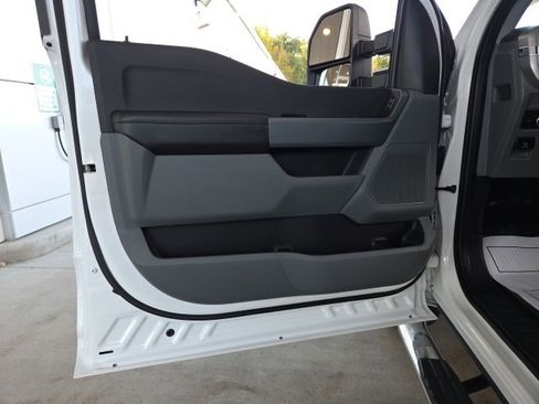 Used 2023 Ford F150 XLT w/ Trailer Tow Package image 35