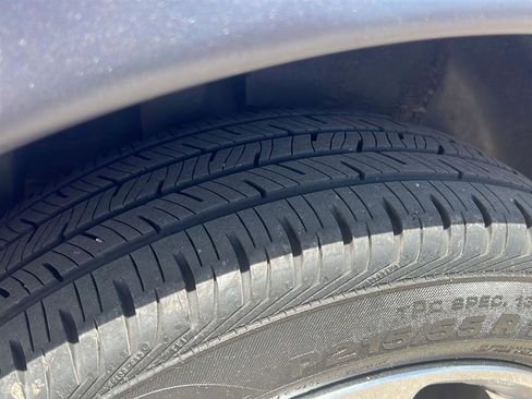 Used 2018 Buick Encore Preferred w/ Experience Buick Package AWD/4WD image 17