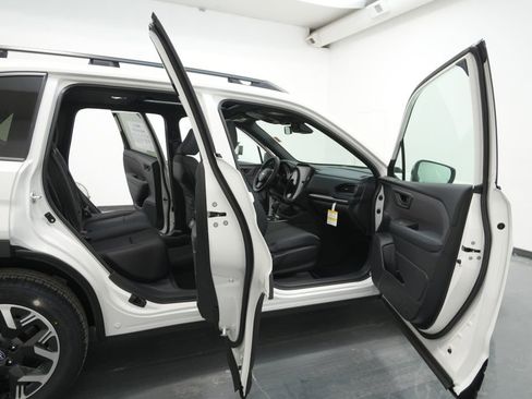 Used 2026 Subaru Forester Premium image 28