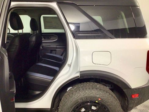 New 2025 Ford Bronco Sport Outer Banks w/ Sasquatch Outer Banks Package image 31