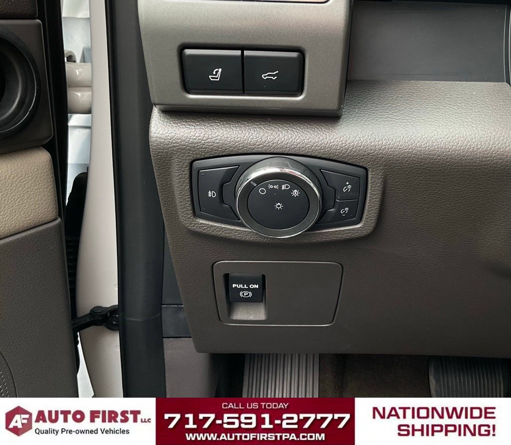 Used 2020 Ford Expedition Max XLT w/ Equipment Group 202A AWD/4WD image 21