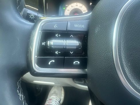 Used 2025 Kia Sorento SX Prestige AWD/4WD image 13