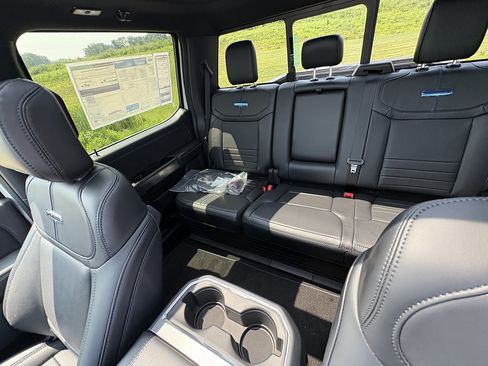 New 2026 Ford F350 Platinum AWD/4WD image 33