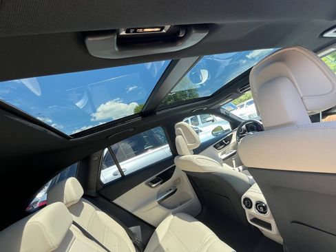 Used 2026 Mercedes-Benz GLC 300 4MATIC image 19