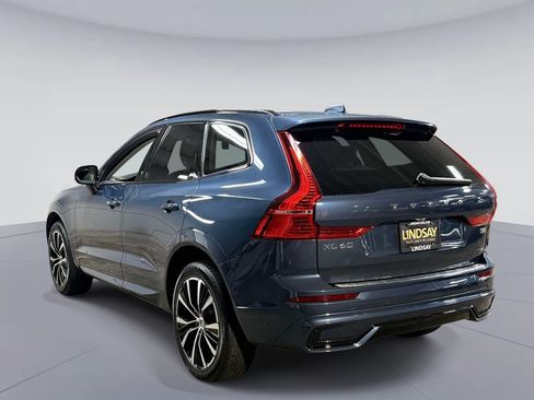 Used 2023 Volvo XC60 B5 Plus w/ Climate Package FWD image 12