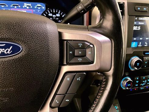 Used 2019 Ford F350 Platinum w/ Platinum Ultimate Package AWD/4WD image 19