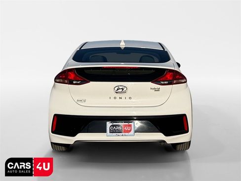 Used 2018 Hyundai Ioniq Blue image 6