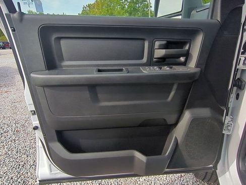 New 2025 RAM 2500 Tradesman w/ Chrome Appearance Group AWD/4WD image 23