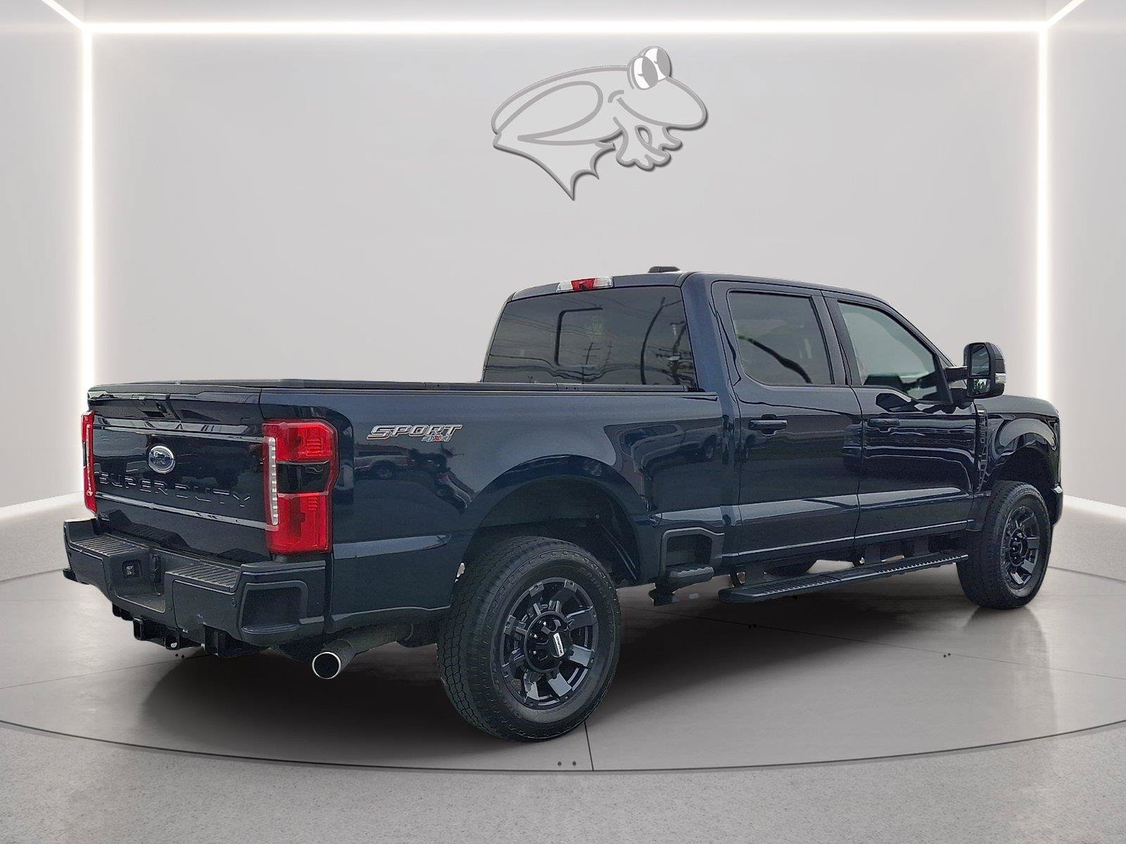 Used 2024 Ford F250 Lariat w/ Sport Appearance Package AWD/4WD image 5