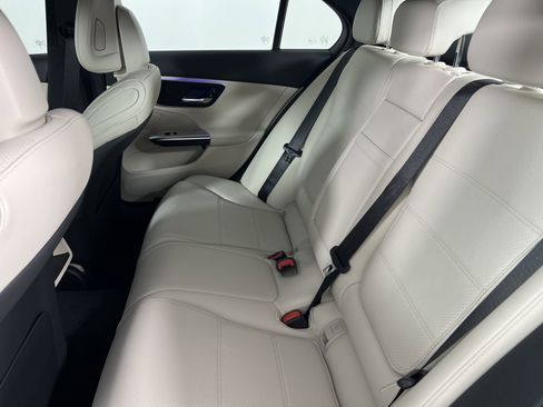New 2025 Mercedes-Benz C 300 4MATIC Sedan image 20