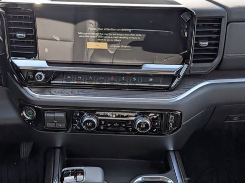 New 2026 GMC Sierra 1500 SLT AWD/4WD image 14