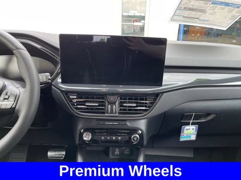 Used 2024 Ford Escape ST-Line w/ Tech Pack #1 AWD/4WD image 22