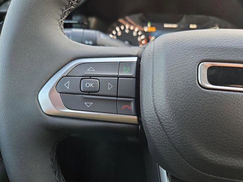 New 2026 Jeep Compass Latitude AWD/4WD image 23