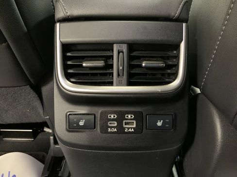 Used 2024 Subaru Outback Limited AWD/4WD image 18