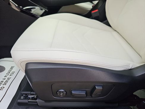 New 2026 BMW X1 xDrive28i w/ Technology Package image 30