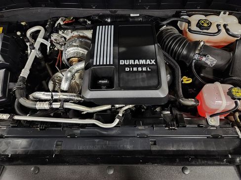 Used 2023 Chevrolet Silverado 1500 RST image 54