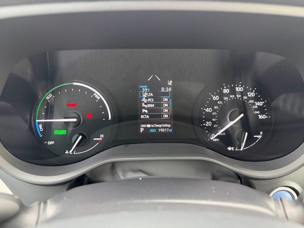 Used 2024 Toyota Sienna XLE w/ XLE Plus Package AWD/4WD image 14