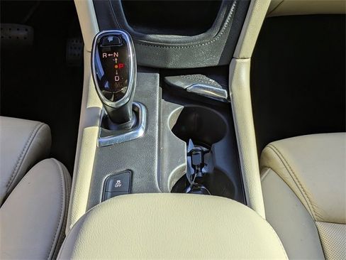 Used 2017 Cadillac XT5 Premium Luxury w/ LPO, Wheel Lock Package image 20