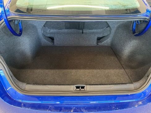 Used 2015 Chrysler 200 Limited w/ Convenience Group image 8