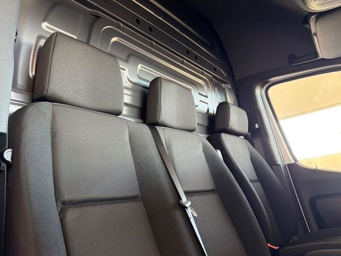 New 2026 Mercedes-Benz Sprinter 2500 image 12