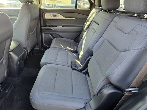 New 2026 Ford Explorer Active AWD/4WD image 6