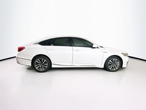 Used 2018 Honda Accord EX image 10