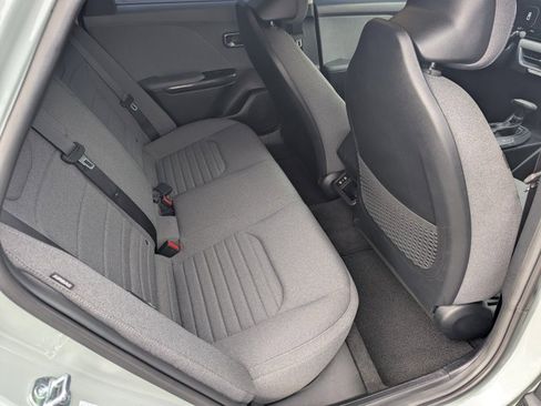 Used 2025 Kia K4 EX image 14