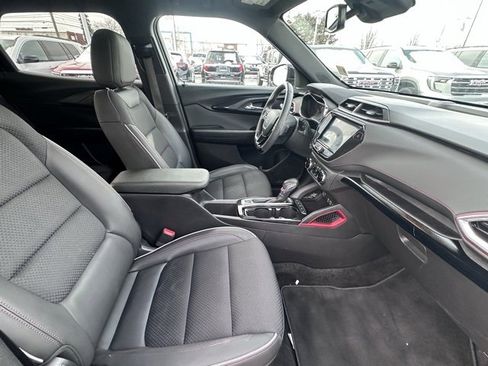 Used 2023 Chevrolet TrailBlazer RS w/ Convenience Package image 16