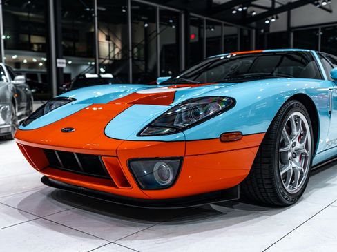 Used 2006 Ford GT image 34