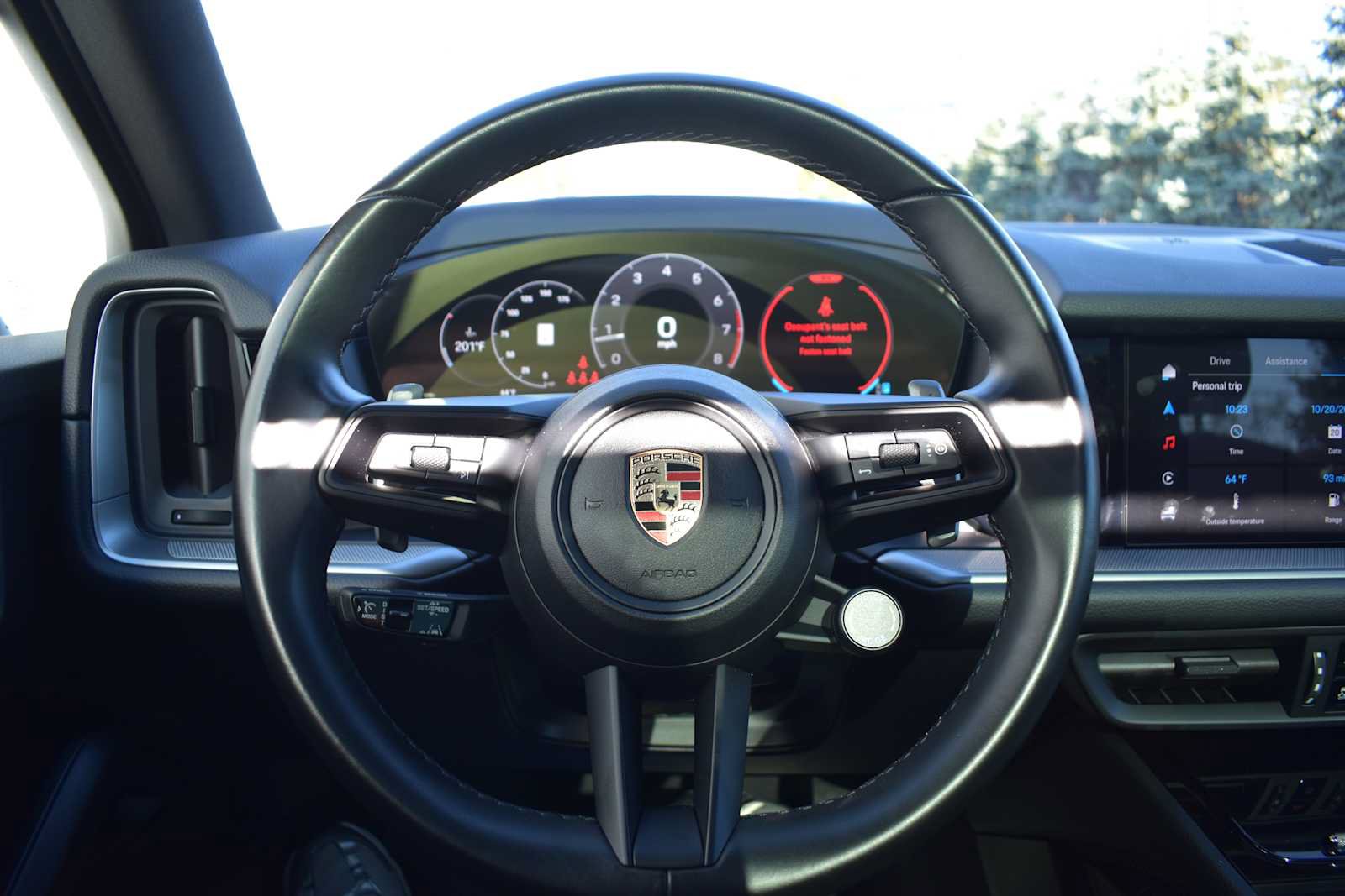 Used 2024 Porsche Cayenne AWD/4WD image 15