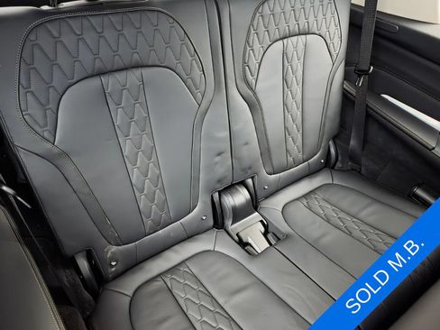 Used 2021 BMW X7 xDrive40i w/ Executive Package 2 AWD/4WD image 27