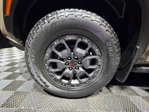 Used 2022 Nissan Frontier PRO-4X w/ Pro-4X Premium Package AWD/4WD image 26