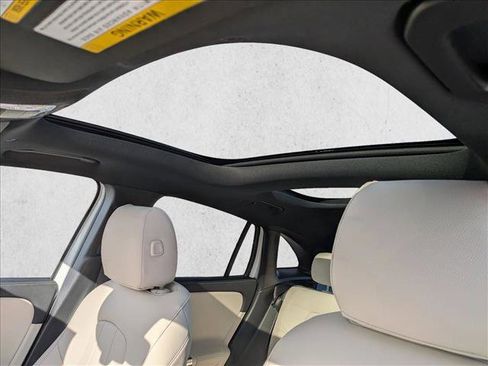 New 2026 Mercedes-Benz GLA 250 4MATIC image 14