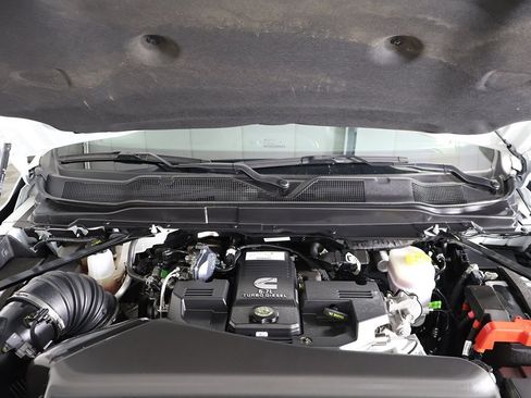 Used 2024 RAM 3500 Tradesman w/ Safety Group image 21