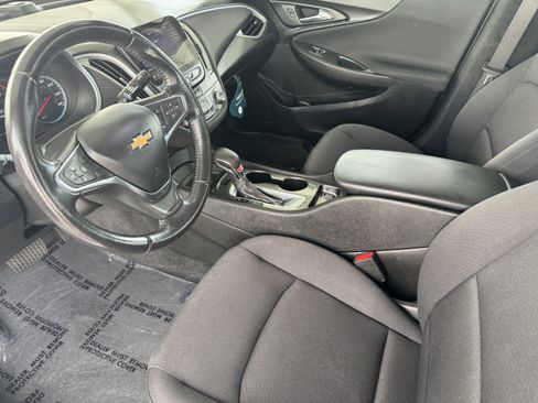 Used 2021 Chevrolet Malibu RS image 8