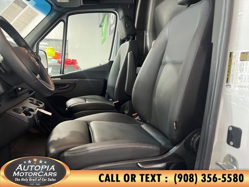 Used 2025 Mercedes-Benz Sprinter 3500 w/ Parking Package image 9