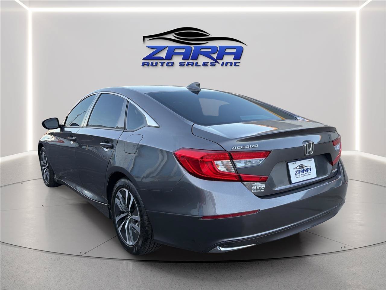 Used 2018 Honda Accord Hybrid image 5