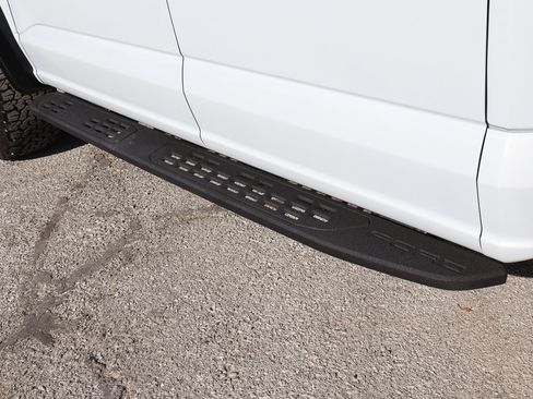 Used 2025 Ford F150 Raptor image 18