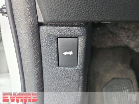 Used 2023 Honda Accord LX image 15