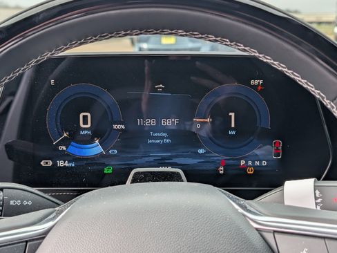 New 2025 Chevrolet Blazer EV LT w/ Super Cruise Package AWD/4WD image 9