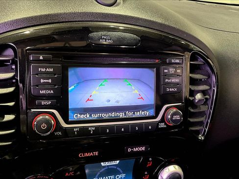 Used 2017 Nissan Juke SV AWD/4WD image 15