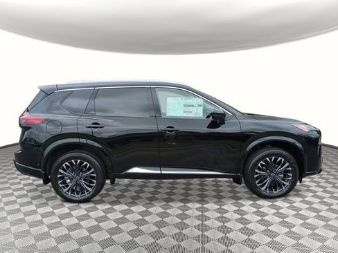 New 2026 Nissan Rogue Platinum w/ Platinum Premium Package image 6