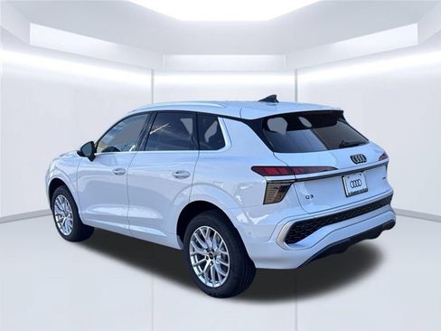 New 2026 Audi Q3 quattro 2.0T AWD/4WD image 3