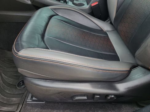 Used 2024 Subaru Crosstrek 2.5i Limited w/ Crosstrek Mirror Package AWD/4WD image 25
