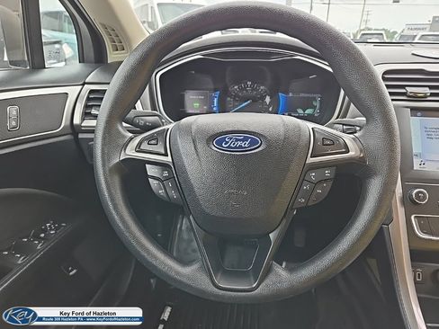 Used 2019 Ford Fusion SE FWD image 27