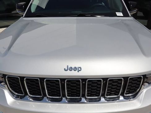 Used 2024 Jeep Grand Cherokee Limited 4xe AWD/4WD image 20