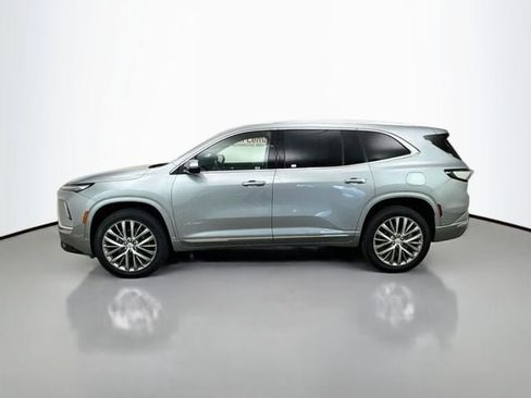 Used 2026 Buick Enclave Avenir w/ Super Cruise Package AWD/4WD image 4