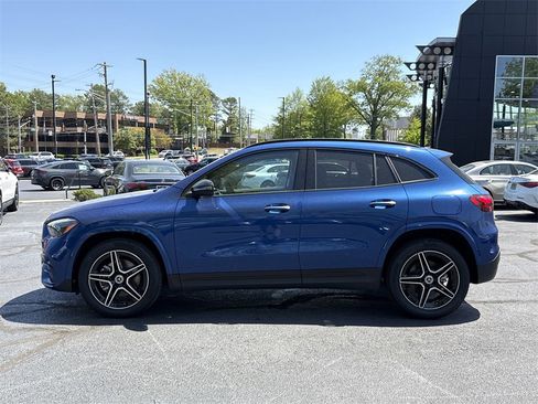Certified 2025 Mercedes-Benz GLA 250 image 2