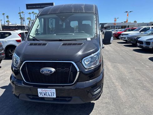 Used 2023 Ford Transit 350 XLT RWD image 4