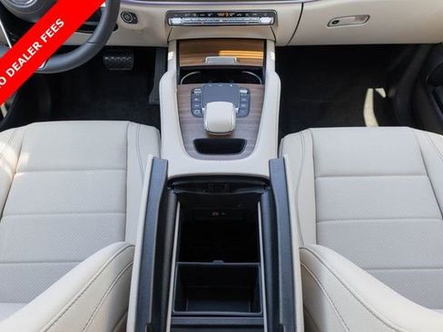 Certified 2025 Mercedes-Benz GLE 450 GLE 450 image 26